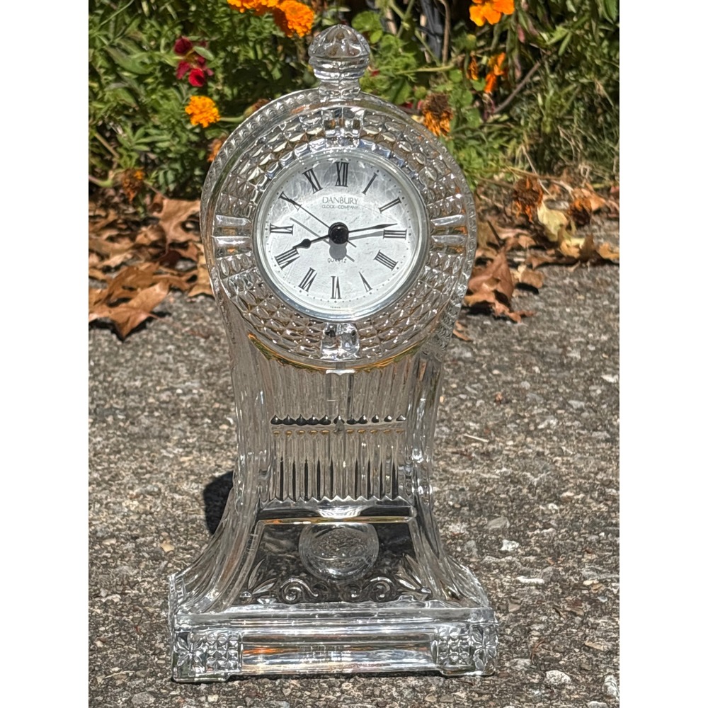 Danbury Clock Co Heavy Cut Crystal Quartz Mantle Desk Clock Roman Numerals Glass